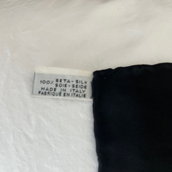 Mantero - Vintage "Caccia Notturna" Silk Scarf - Picture 4 of 5